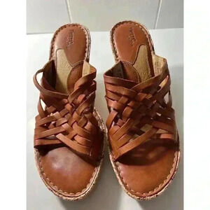 Born wedge sandals 